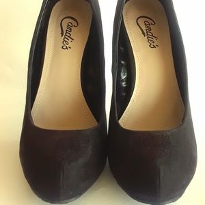 Candie's Black Platform Suede Pumps